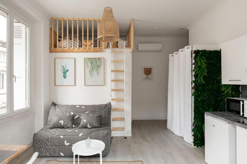 Charmant Studio Arbore Et Climatise การ์กาซอน ภายนอก รูปภาพ